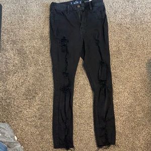 Hollister black ripped jeans!